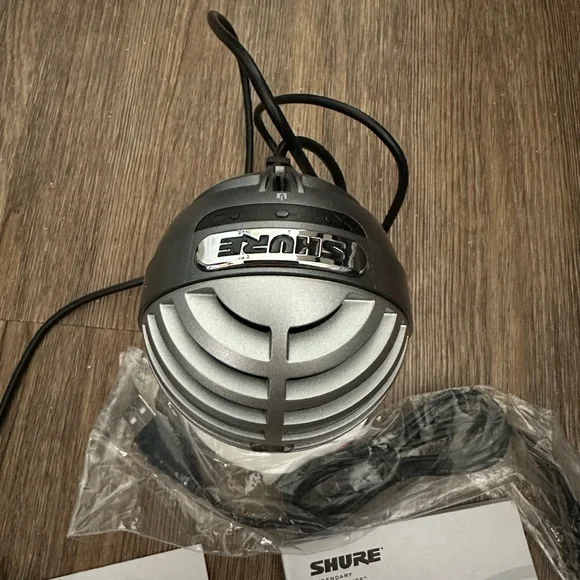 Shure MV5 Microphone with Stand - Picture 2 of 2